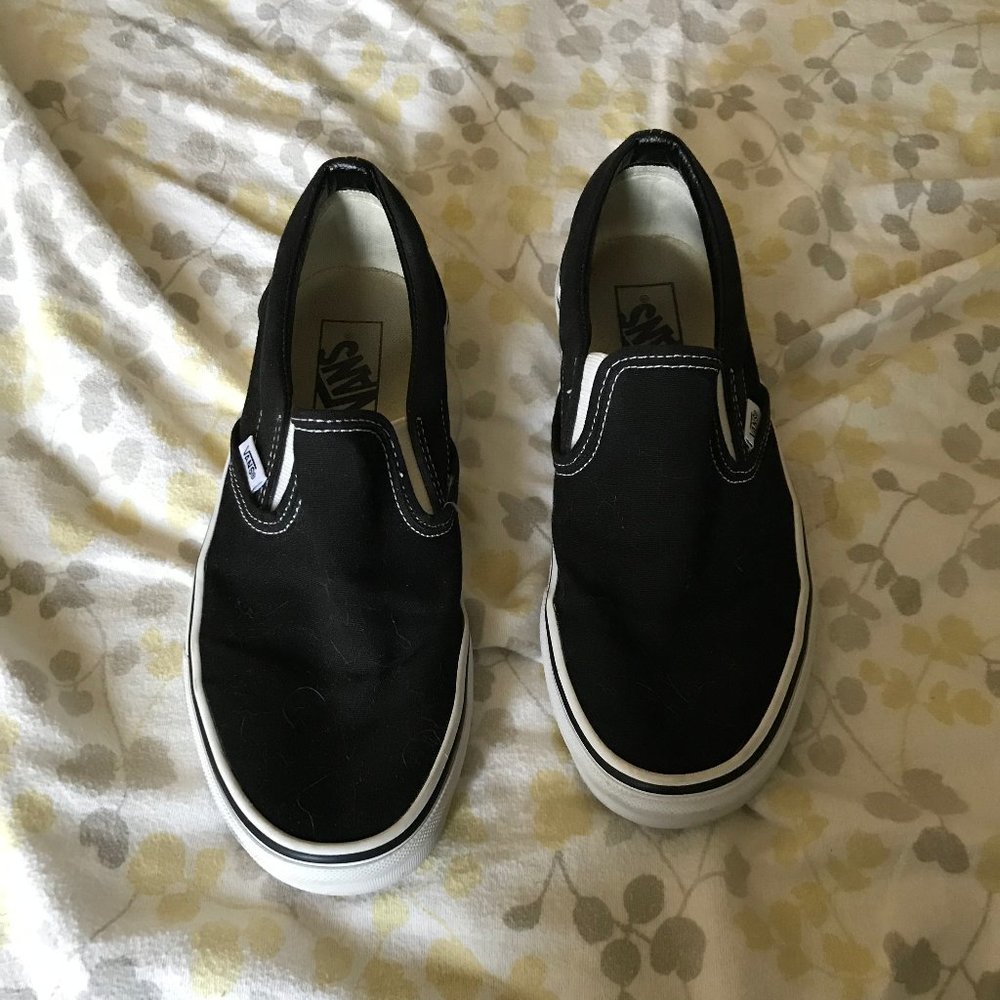 Black Vans